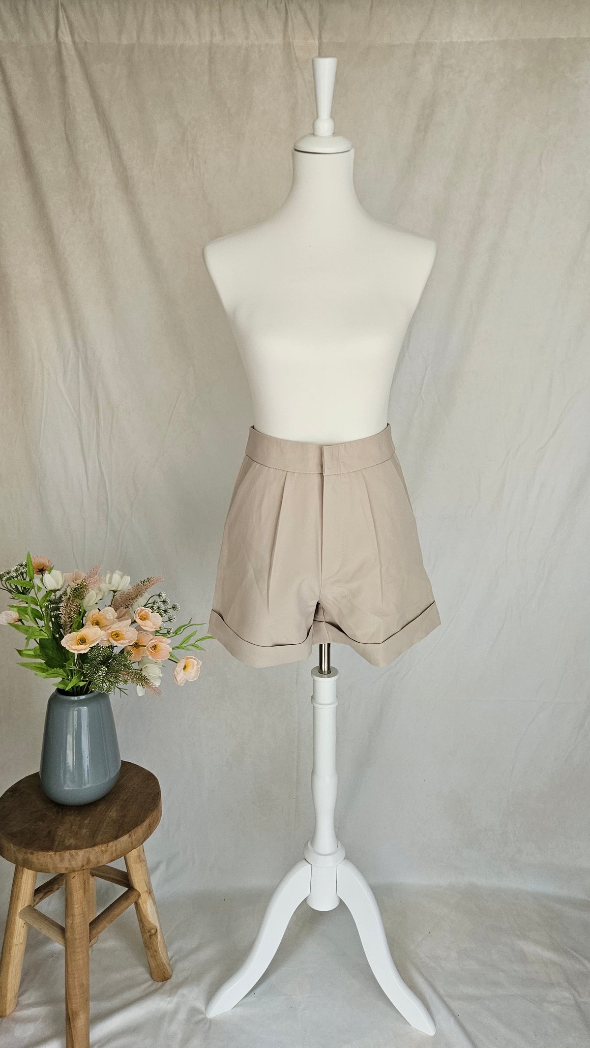 High-Waisted Tailored Shorts with Hem